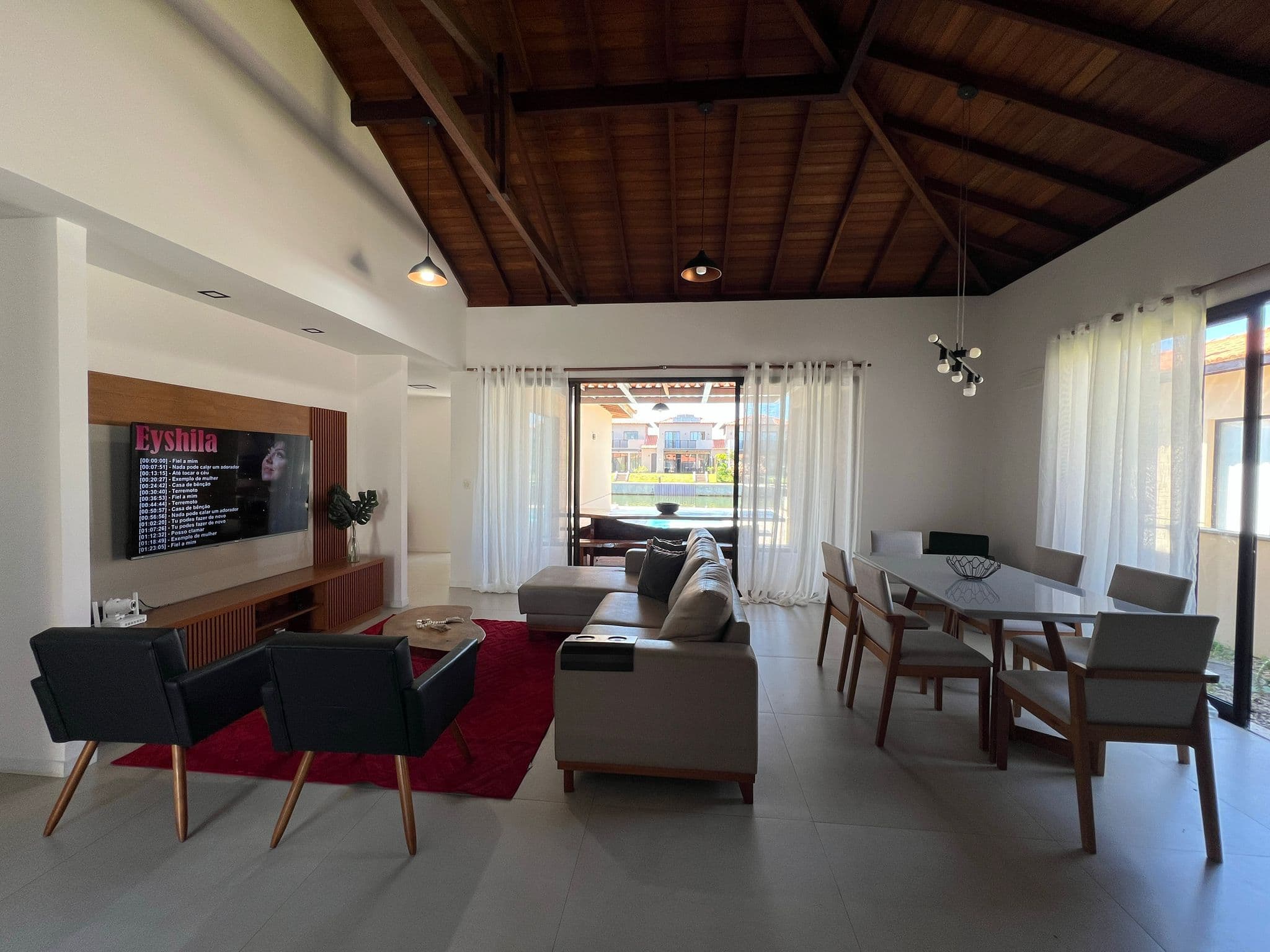 Casa Toriba no Condomínio Aretê